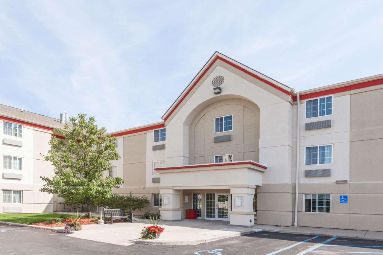 Mainstay Suites Detroit Auburn Hills Exterior foto