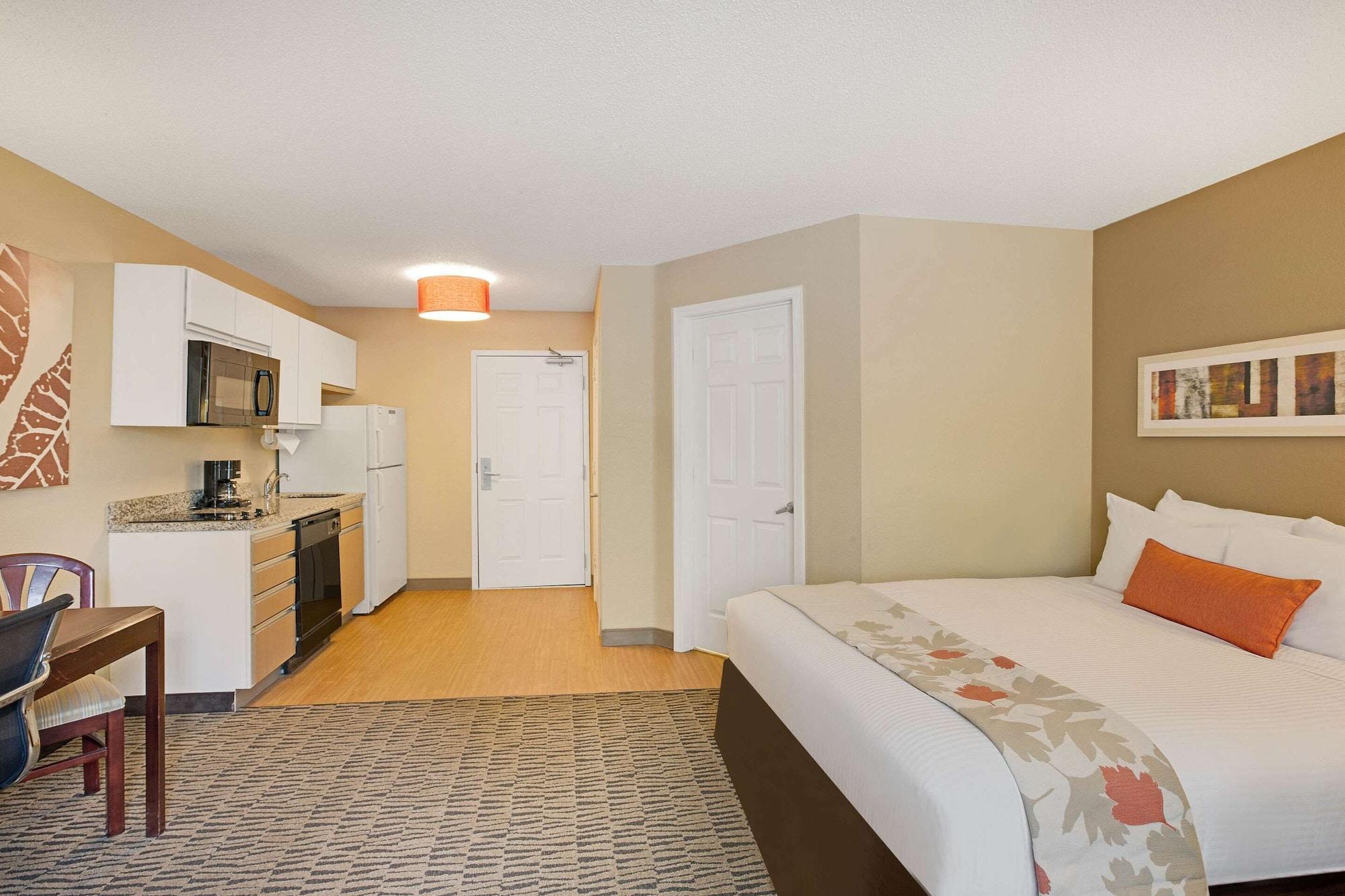 Mainstay Suites Detroit Auburn Hills Exterior foto