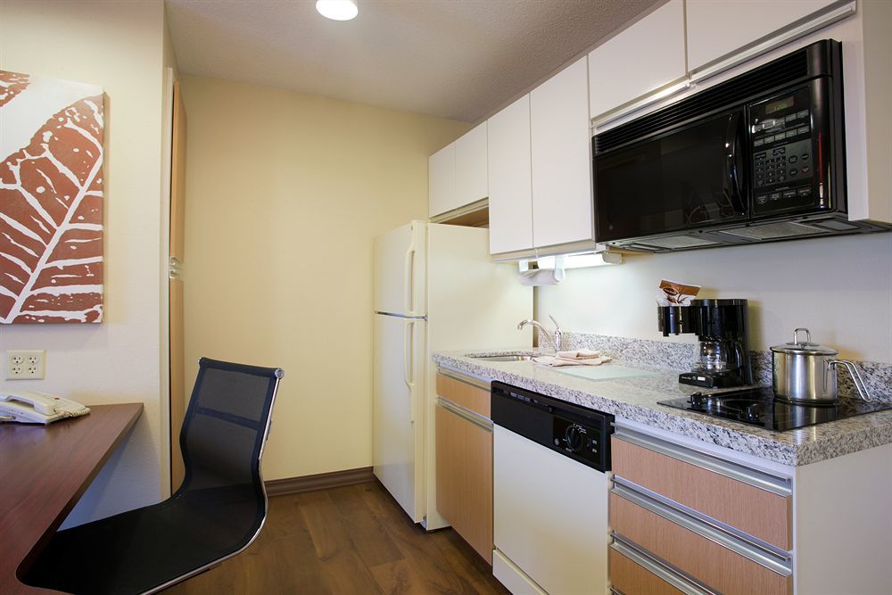 Mainstay Suites Detroit Auburn Hills Exterior foto